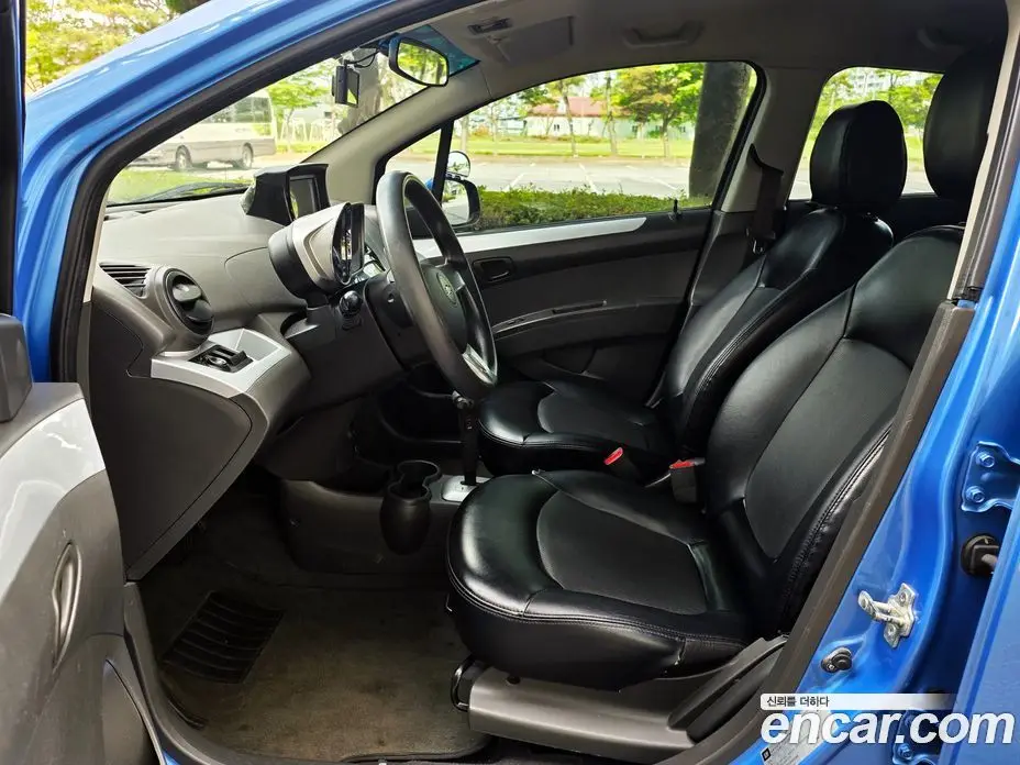 Chevrolet Spark 2014 1.0 автомат (гидро), фото 10 Chevrolet Spark 2014 1.0 автомат (гидро), фото 10