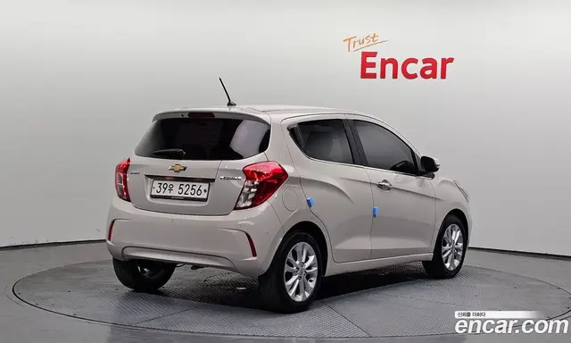 Chevrolet Spark 2018 1.0 автомат (гидро), миниатюра 2