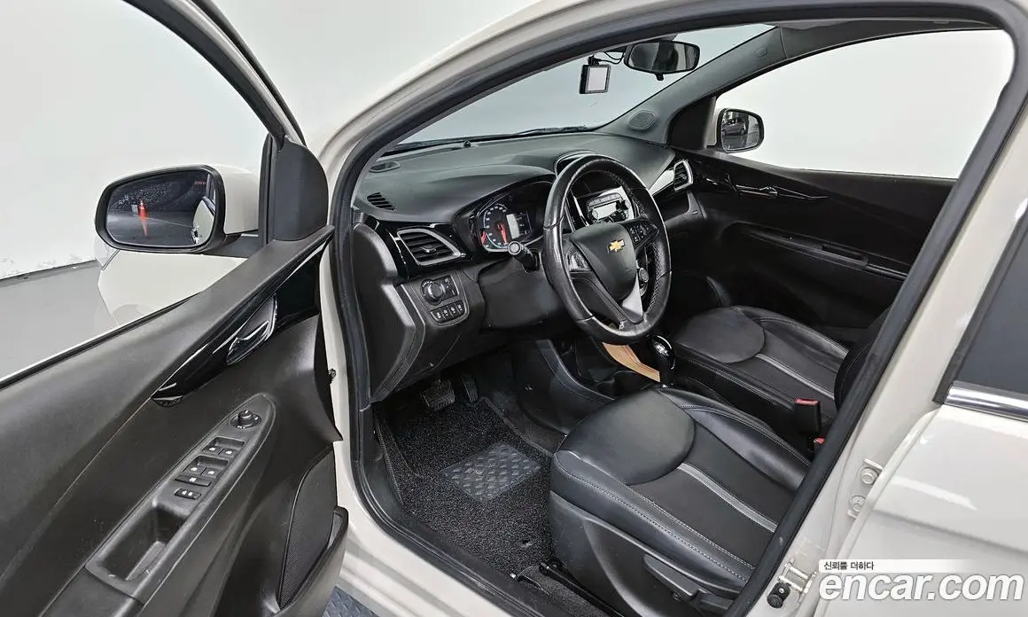 Chevrolet Spark 2018 1.0 автомат (гидро), фото 10