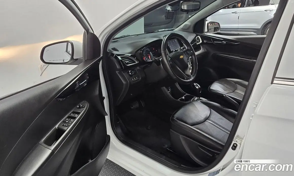 Chevrolet Spark 2021 1.0 автомат (гидро), фото 10