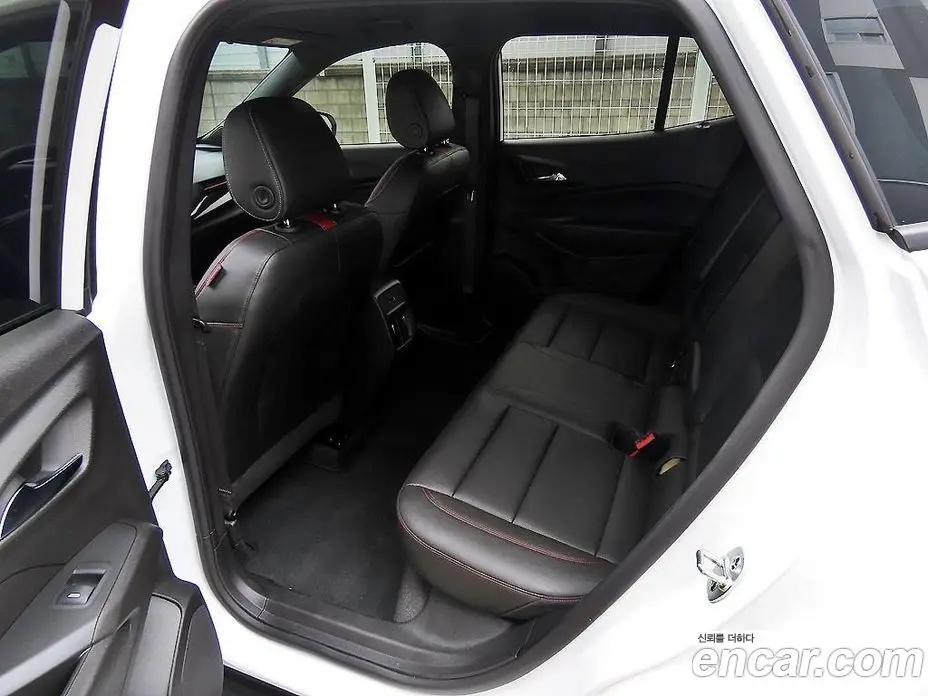 Chevrolet Trax 2023 1.2 автомат (гидро), фото 6