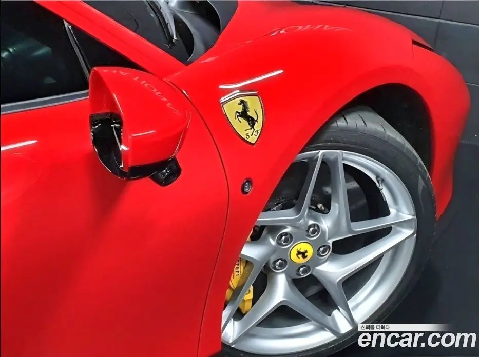 Ferrari F8 2020 3.9 автомат (гидро), фото 15 Ferrari F8 2020 3.9 автомат (гидро), фото 15