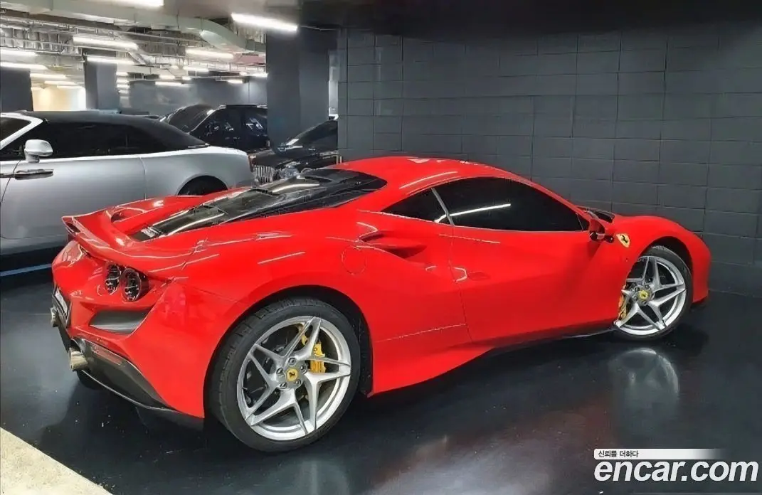 Ferrari F8 2020 3.9 автомат (гидро), фото 19 Ferrari F8 2020 3.9 автомат (гидро), фото 19