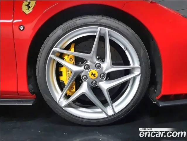 Ferrari F8 2020 3.9 автомат (гидро), миниатюра 5 Ferrari F8 2020 3.9 автомат (гидро), миниатюра 5