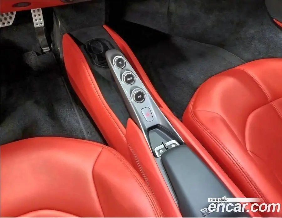 Ferrari F8 2020 3.9 автомат (гидро), фото 9 Ferrari F8 2020 3.9 автомат (гидро), фото 9