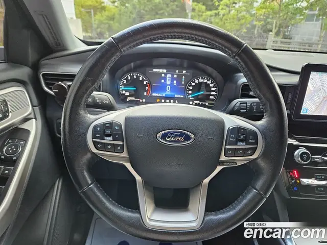 Ford Explorer 2021 2.3 автомат (гидро), миниатюра 11