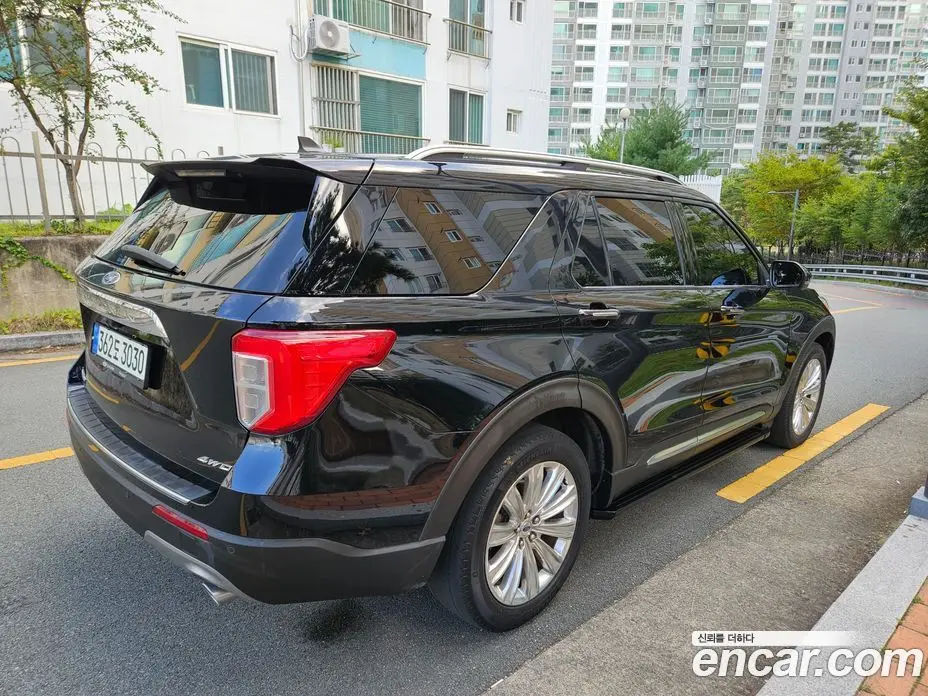 Ford Explorer 2021 2.3 автомат (гидро), фото 18