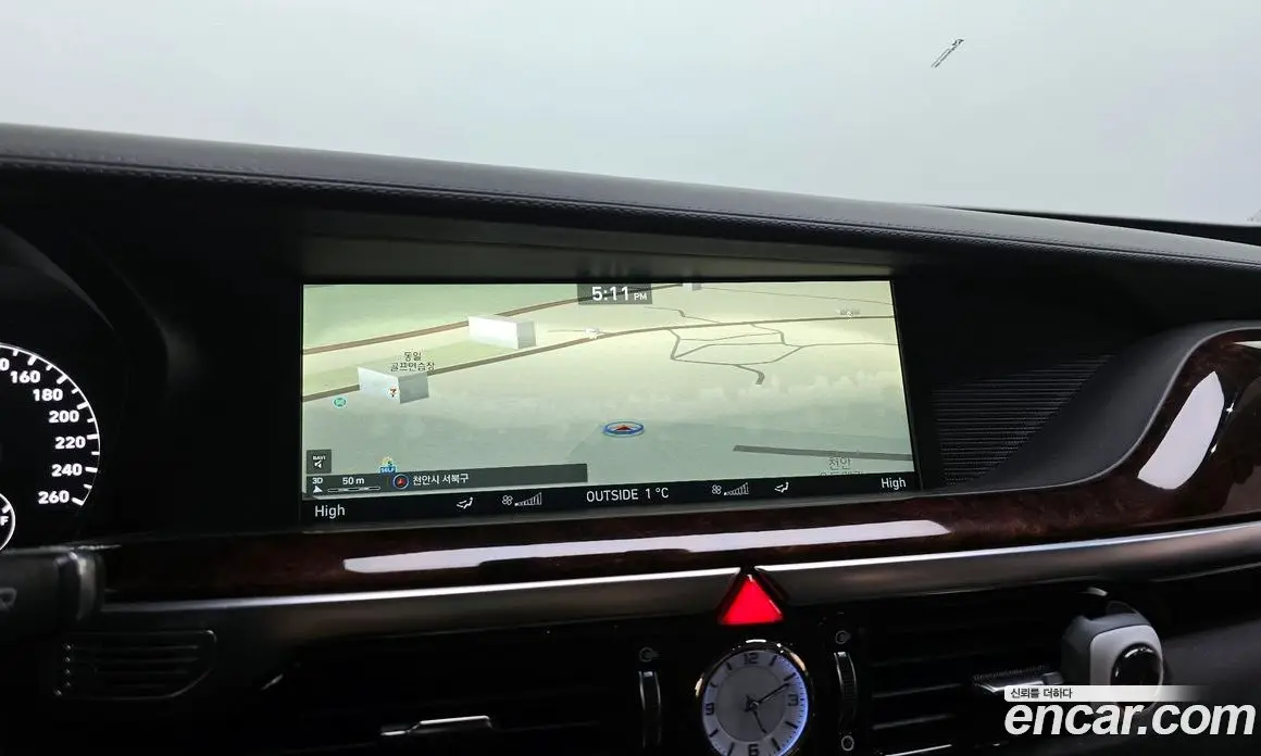 Genesis EQ900 2016 5.0 автомат (гидро), фото 17 Genesis EQ900 2016 5.0 автомат (гидро), фото 17