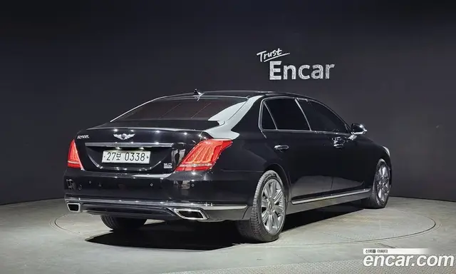 Genesis EQ900 2017 5.0 автомат (гидро), миниатюра 2