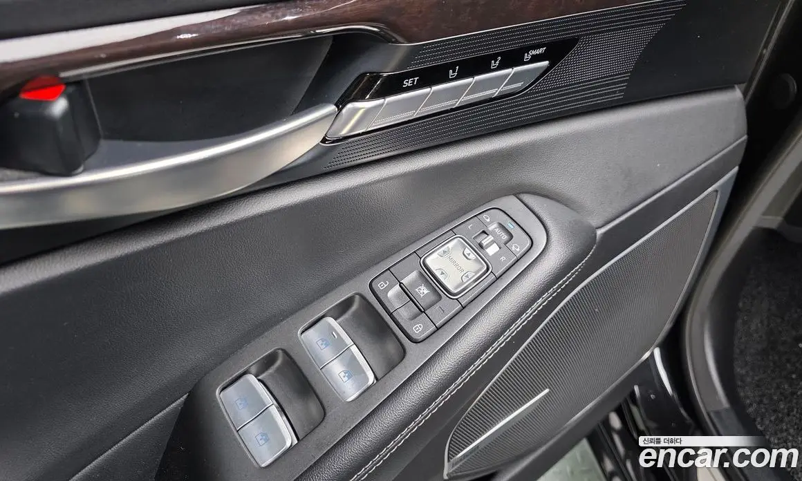 Genesis EQ900 2018 3.8 автомат (гидро), фото 12 Genesis EQ900 2018 3.8 автомат (гидро), фото 12