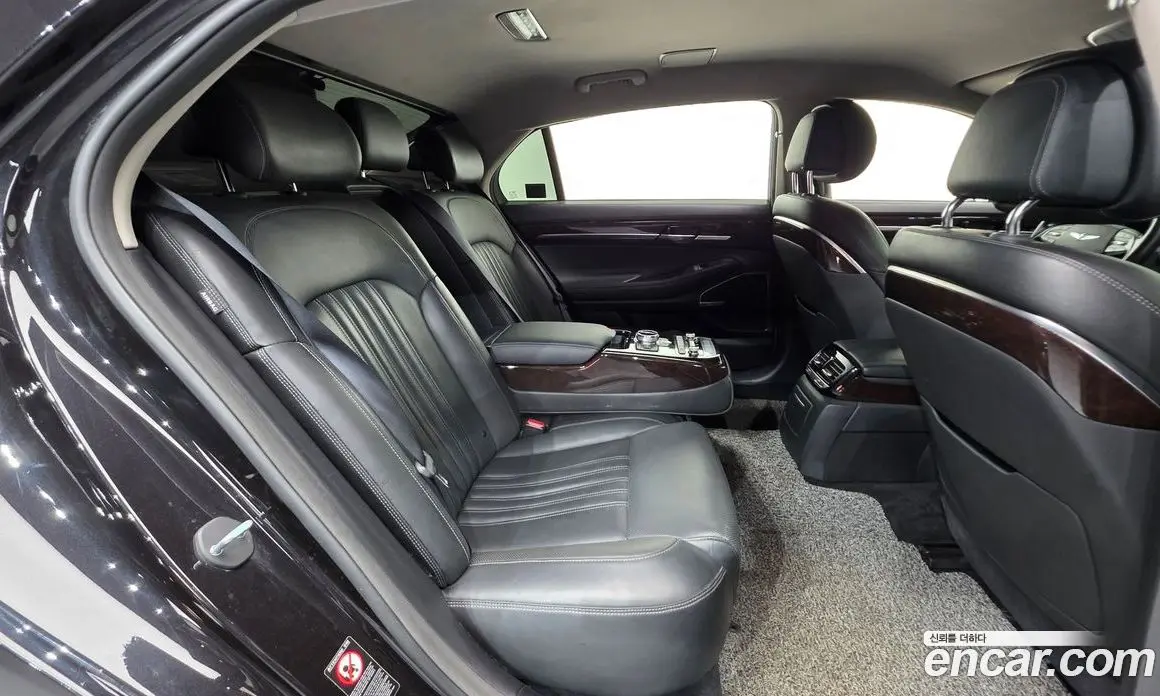 Genesis EQ900 2018 3.8 автомат (гидро), фото 19 Genesis EQ900 2018 3.8 автомат (гидро), фото 19