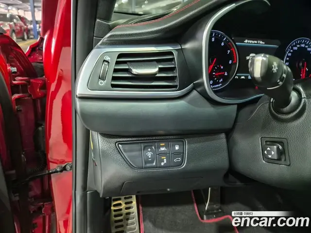 Genesis G70 2017 2.0 автомат (гидро), миниатюра 12
