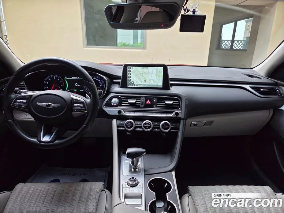 Genesis G70 2019 2.0 автомат (гидро), фото 9 Genesis G70 2019 2.0 автомат (гидро), фото 9