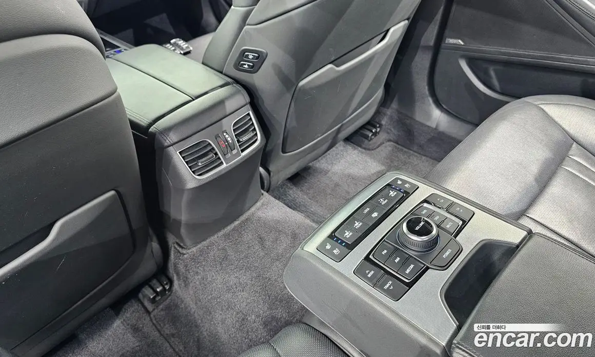 Genesis G80 2017 3.8 автомат (гидро), фото 19