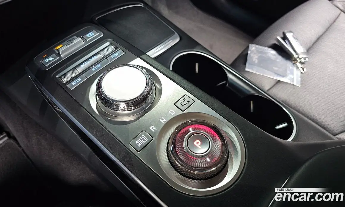 Genesis GV70 2021 2.5 автомат (гидро), фото 9