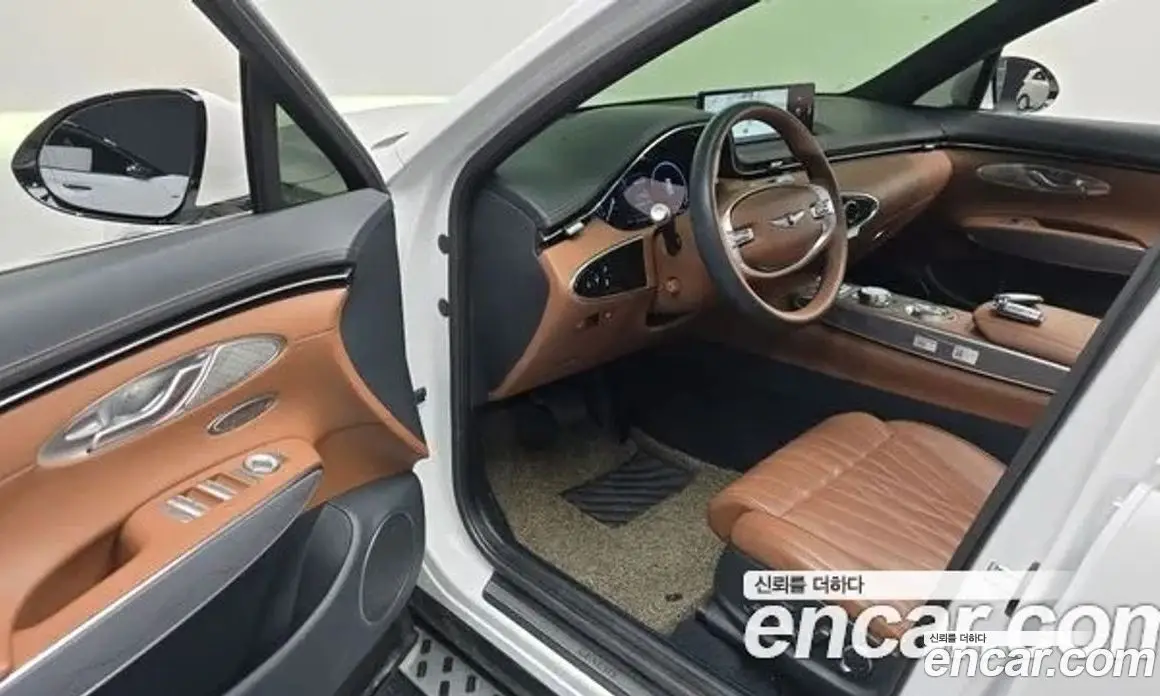 Genesis GV70 2021 2.2 автомат (гидро), фото 11 Genesis GV70 2021 2.2 автомат (гидро), фото 11