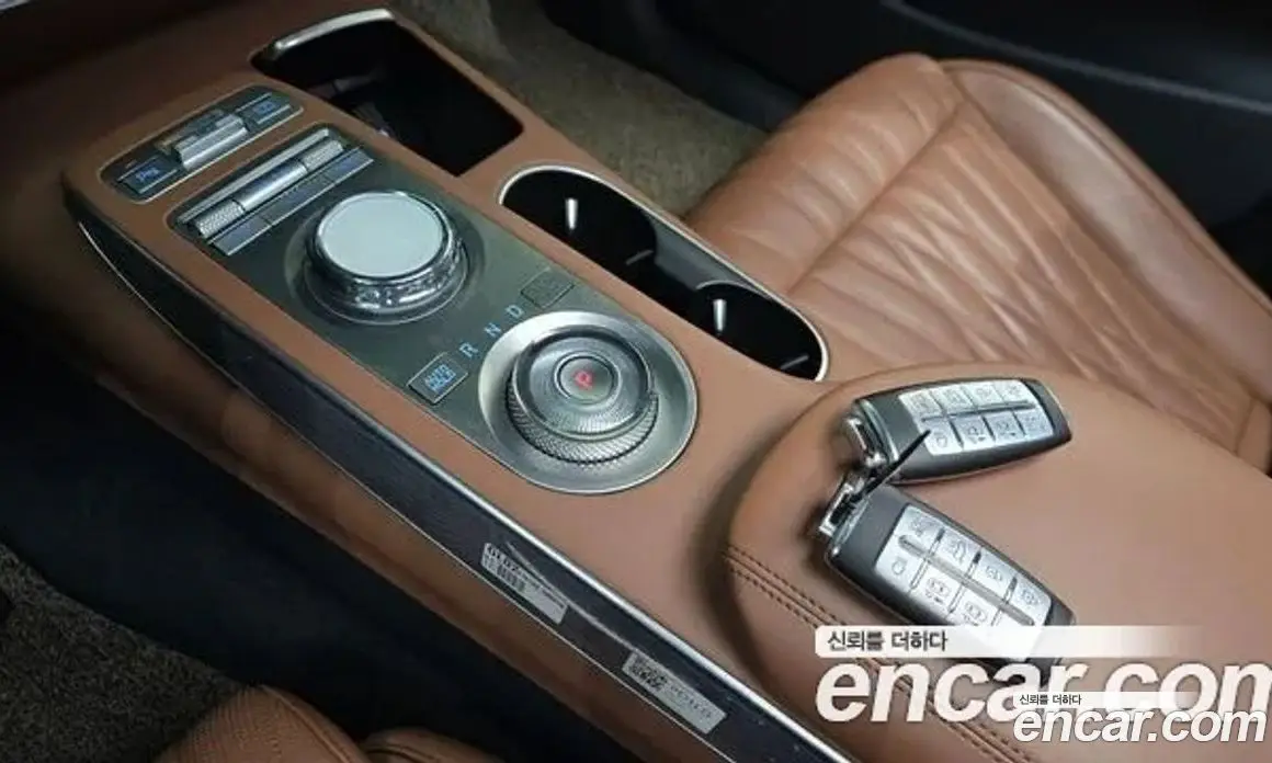 Genesis GV70 2021 2.2 автомат (гидро), фото 9 Genesis GV70 2021 2.2 автомат (гидро), фото 9