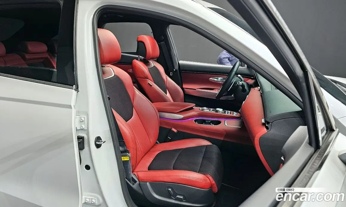 Genesis GV70 2022 2.5 автомат (гидро), фото 12