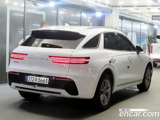 Genesis GV70 2022 2.2 автомат (гидро), миниатюра 2