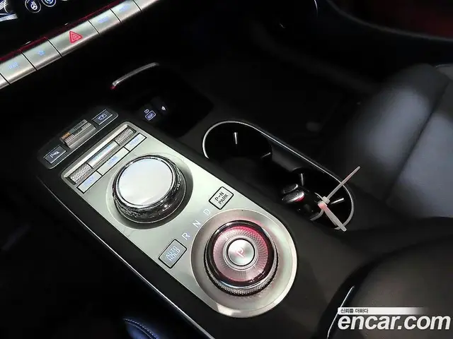 Genesis GV70 2022 2.2 автомат (гидро), миниатюра 12