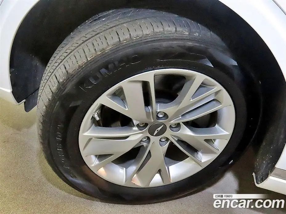 Genesis GV70 2022 2.2 автомат (гидро), фото 20