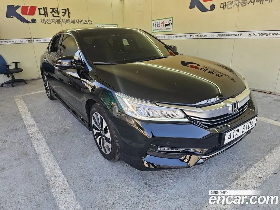 Honda Accord 2017 2.0 автомат (гидро), фото 2 Honda Accord 2017 2.0 автомат (гидро), фото 2