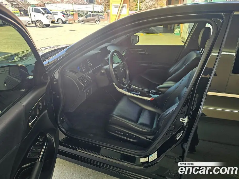 Honda Accord 2017 2.0 автомат (гидро), фото 11 Honda Accord 2017 2.0 автомат (гидро), фото 11