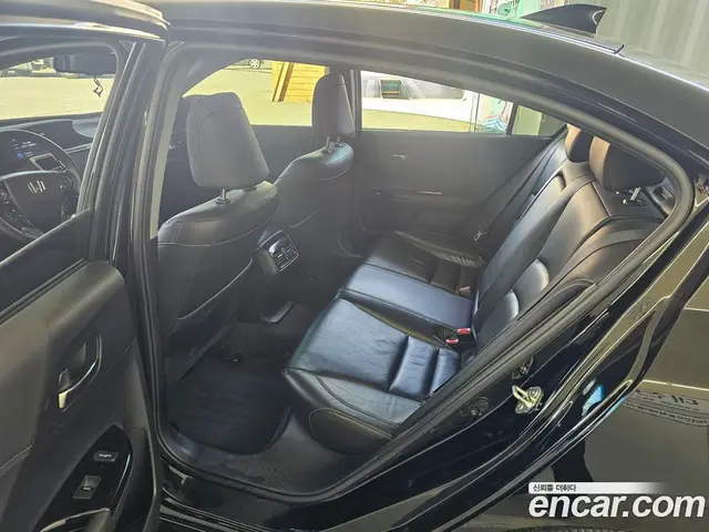 Honda Accord 2017 2.0 автомат (гидро), миниатюра 12