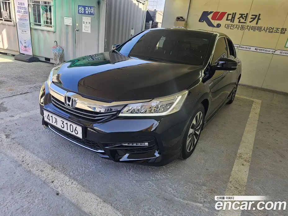 Honda Accord 2017 2.0 автомат (гидро), фото 3 Honda Accord 2017 2.0 автомат (гидро), фото 3