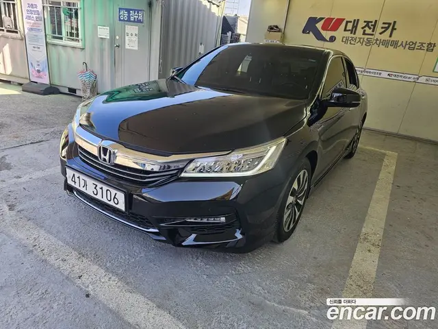 Honda Accord 2017 2.0 автомат (гидро), миниатюра 3 Honda Accord 2017 2.0 автомат (гидро), миниатюра 3