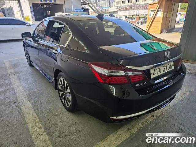Honda Accord 2017 2.0 автомат (гидро), миниатюра 6 Honda Accord 2017 2.0 автомат (гидро), миниатюра 6