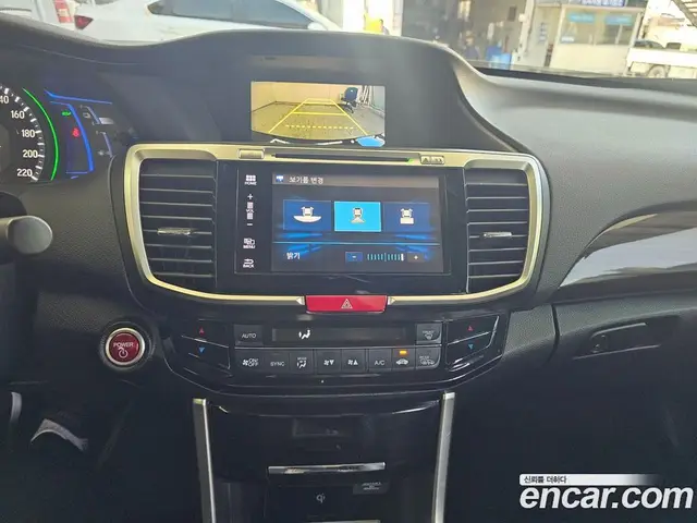 Honda Accord 2017 2.0 автомат (гидро), миниатюра 8 Honda Accord 2017 2.0 автомат (гидро), миниатюра 8
