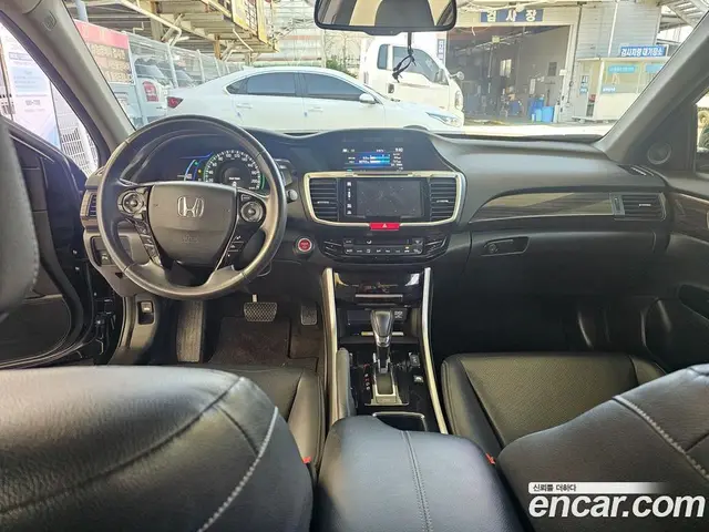 Honda Accord 2017 2.0 автомат (гидро), миниатюра 9 Honda Accord 2017 2.0 автомат (гидро), миниатюра 9