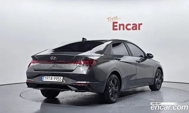 Hyundai Avante 2023 1.6 автомат (гидро), миниатюра 2