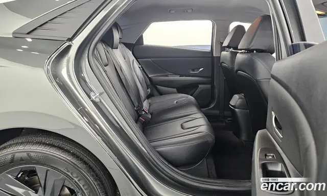 Hyundai Avante 2023 1.6 автомат (гидро), миниатюра 11