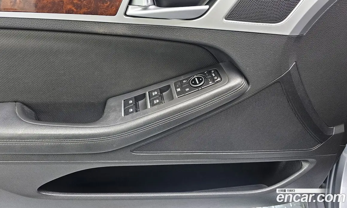 Hyundai Genesis 2014 3.3 автомат (гидро), фото 16 Hyundai Genesis 2014 3.3 автомат (гидро), фото 16