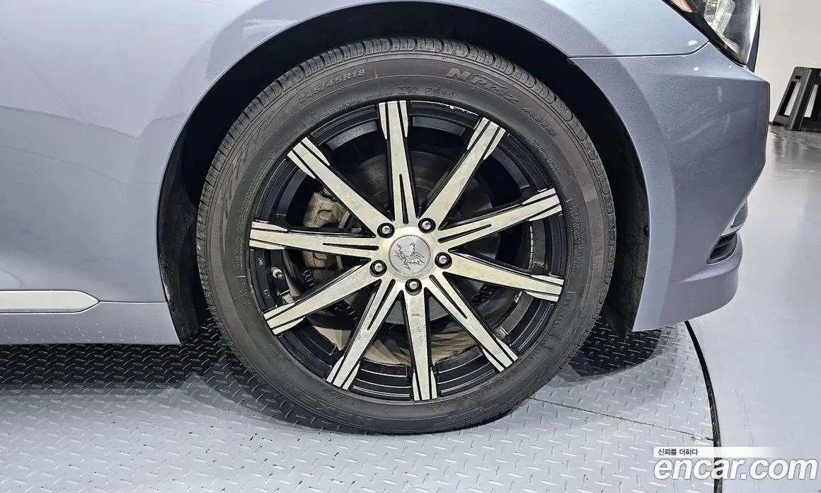 Hyundai Genesis 2014 3.3 автомат (гидро), фото 5 Hyundai Genesis 2014 3.3 автомат (гидро), фото 5