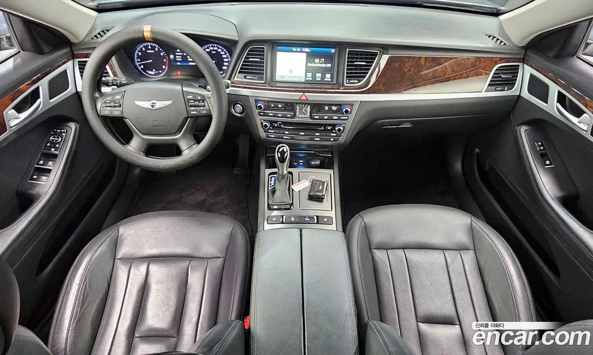 Hyundai Genesis 2014 3.3 автомат (гидро), фото 7 Hyundai Genesis 2014 3.3 автомат (гидро), фото 7