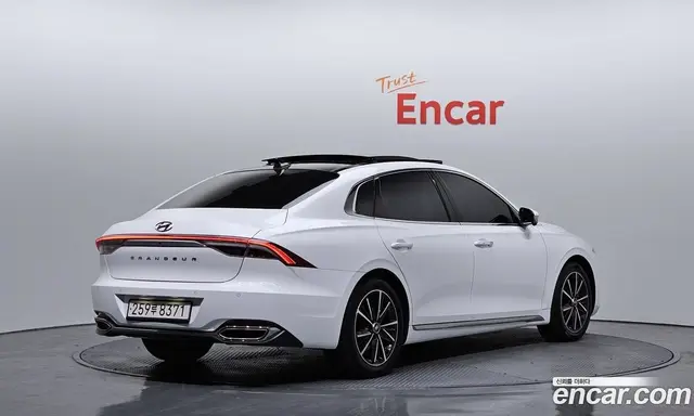 Hyundai Grandeur 2022 2.5 автомат (гидро), миниатюра 2