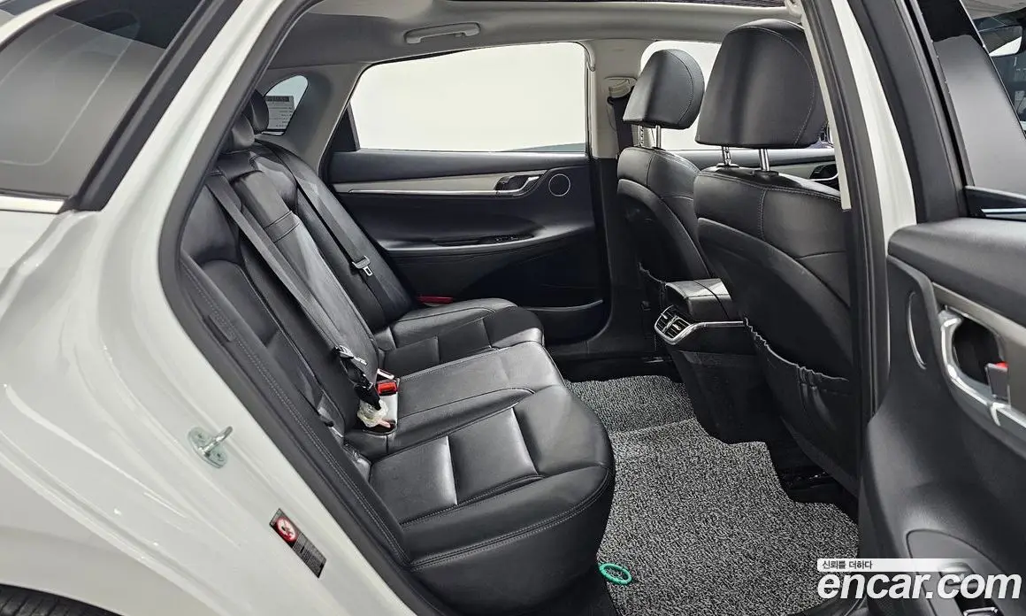 Hyundai Grandeur 2022 2.5 автомат (гидро), фото 12