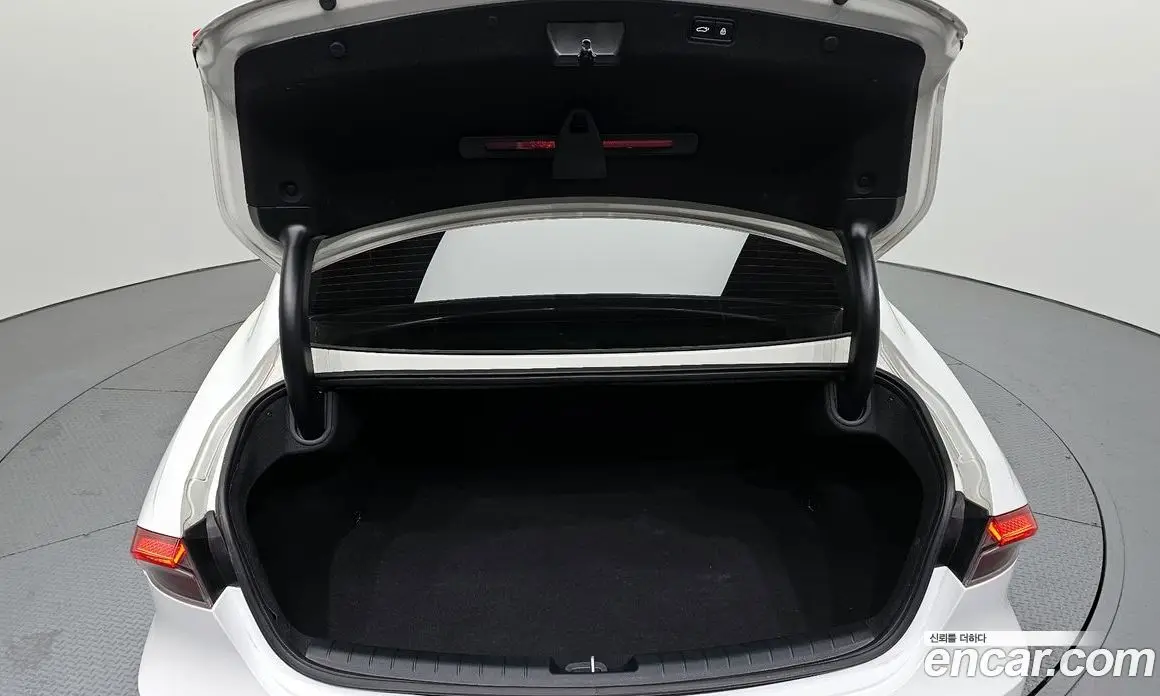 Hyundai Grandeur 2022 2.5 автомат (гидро), фото 20