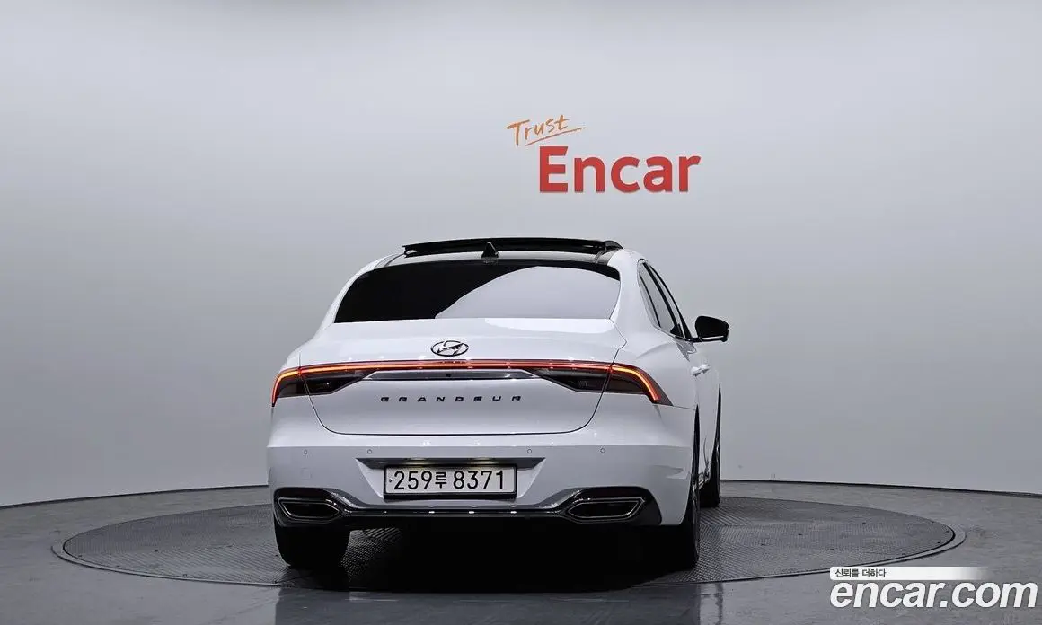 Hyundai Grandeur 2022 2.5 автомат (гидро), фото 4