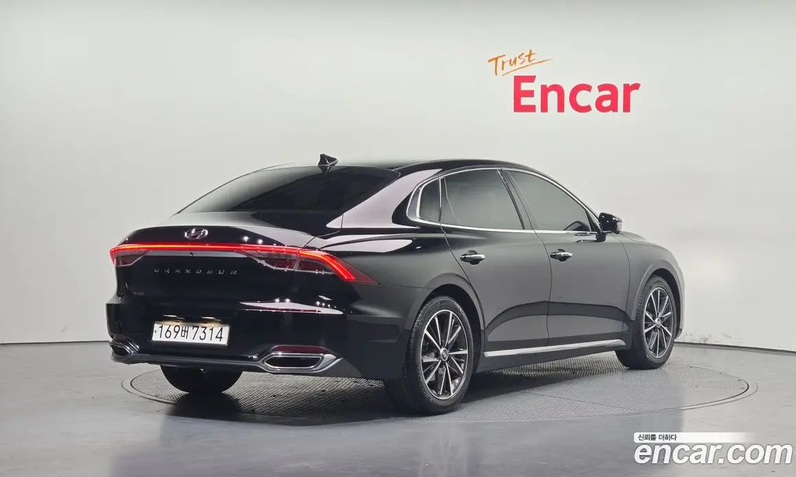 Hyundai Grandeur 2022 2.5 автомат (гидро), фото 2 Hyundai Grandeur 2022 2.5 автомат (гидро), фото 2