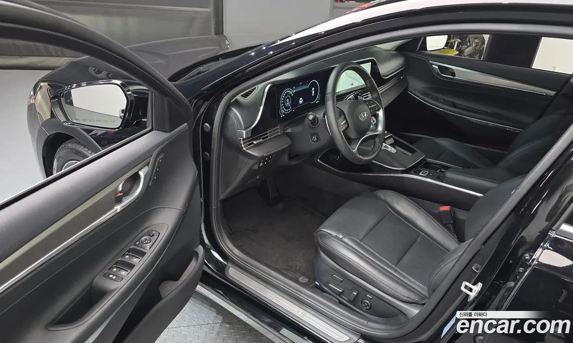 Hyundai Grandeur 2022 2.5 автомат (гидро), фото 10 Hyundai Grandeur 2022 2.5 автомат (гидро), фото 10