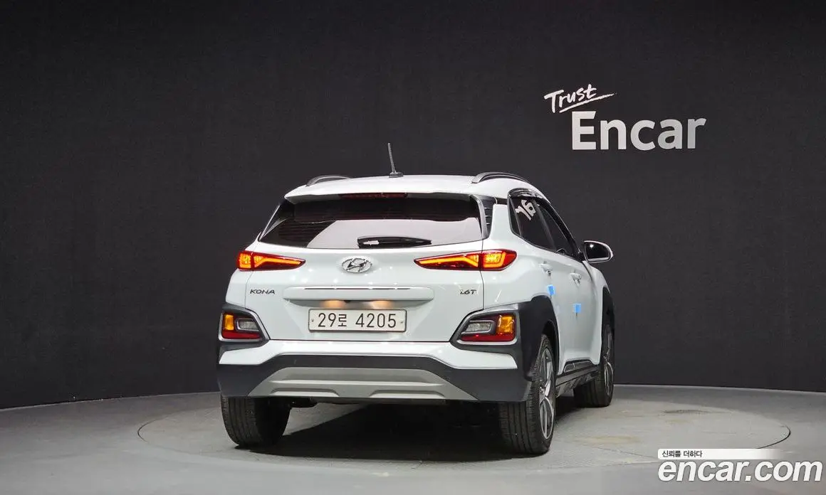 Hyundai Kona 2018 1.6 автомат (гидро), фото 4 Hyundai Kona 2018 1.6 автомат (гидро), фото 4