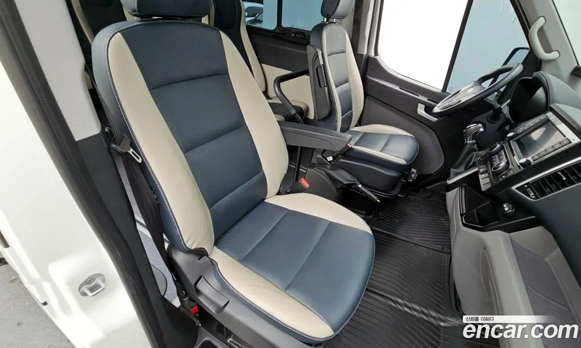 Hyundai Solati 2024 2.5 автомат (гидро), фото 12