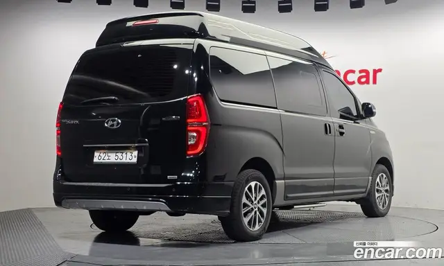 Hyundai Starex 2019 2.5 автомат (гидро), миниатюра 2 Hyundai Starex 2019 2.5 автомат (гидро), миниатюра 2