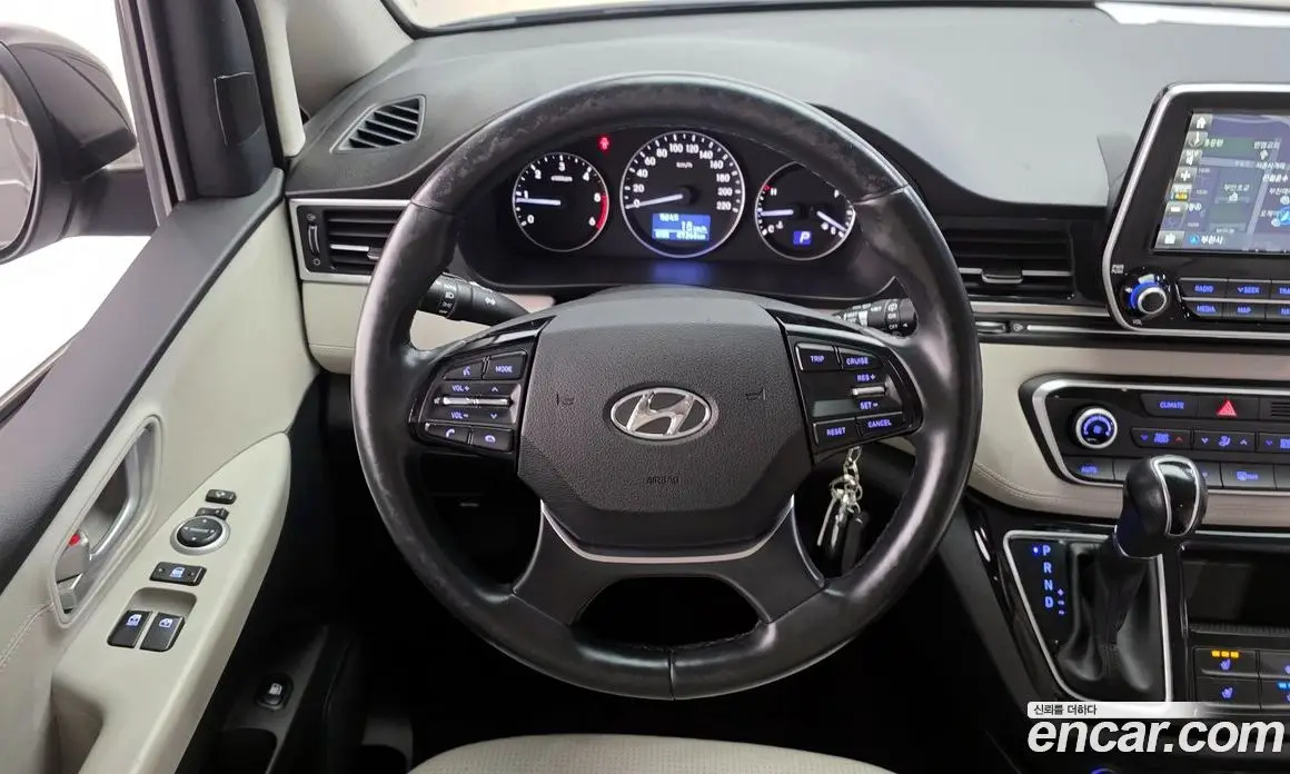 Hyundai Starex 2019 2.5 автомат (гидро), фото 13 Hyundai Starex 2019 2.5 автомат (гидро), фото 13