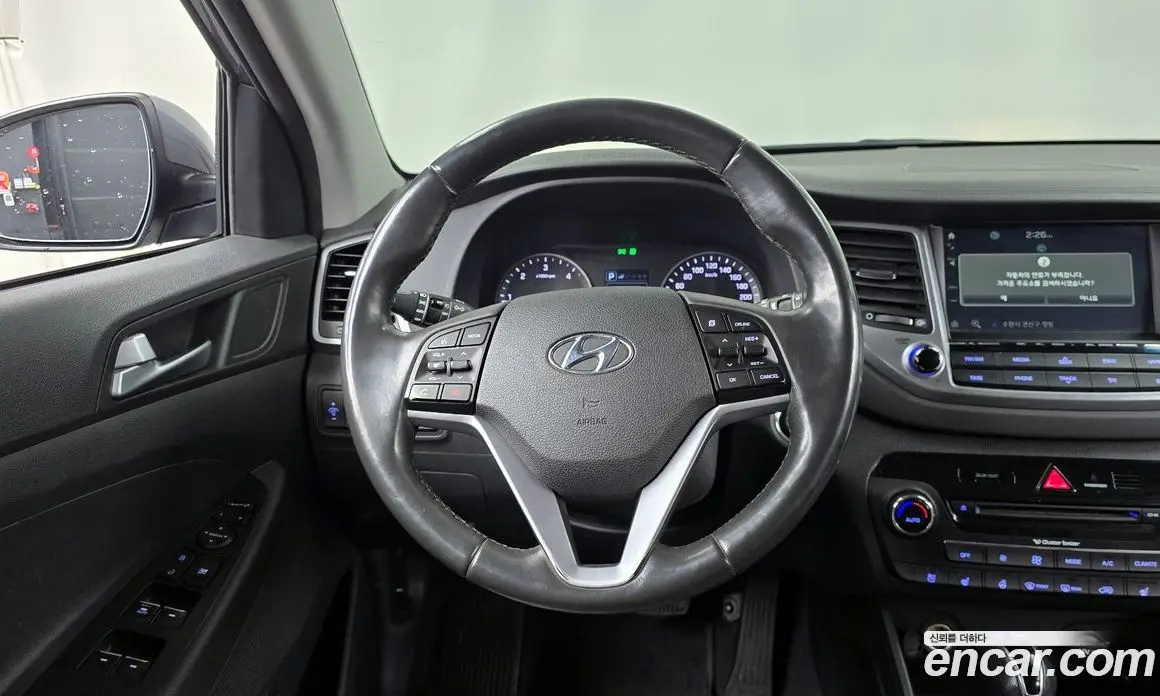 Hyundai Tucson 2016 2.0 автомат (гидро), фото 13