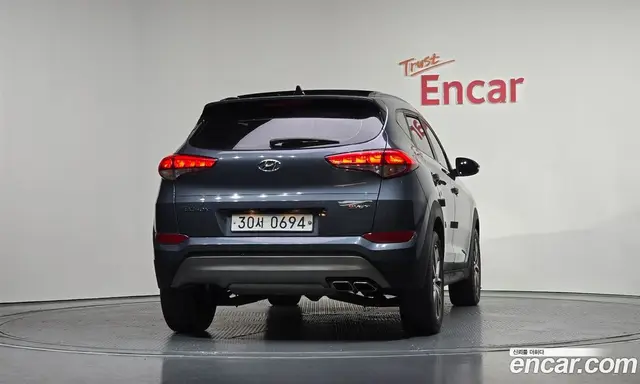 Hyundai Tucson 2016 2.0 автомат (гидро), миниатюра 4